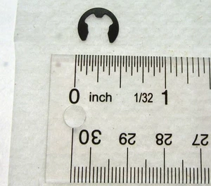 E Clip ~ 1/4 inch ~ Black Oxide Finish ~ Spring Steel - Bild 1 von 4