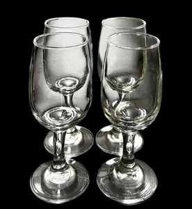 Set of 4 Libbey Embassy Clear 6.25” Wine Glasses 6.5 oz Excellent - Picture 1 of 6