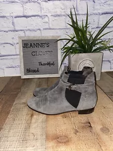 J. Crew Ankle Boots Women’s Size 7 Light Gray Suede - Picture 1 of 11