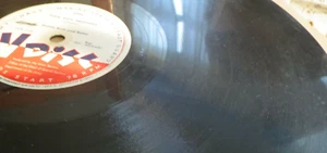 78RPM VDisc V-Disc 899 Buddy Rich, 4 Rich Brothers /Bushkin, Hackett V to V- - Picture 1 of 5