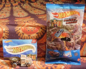 One Hot Wheels 2021 Walmart Exclusive Sealed Mystery Models #07 Tan GOTTA GO - Picture 1 of 9
