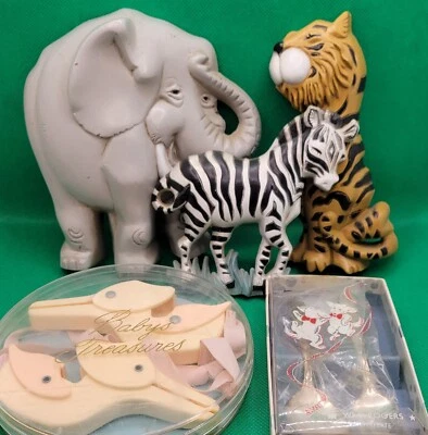 Lote vintage de clips de cuchara tenedor Rogers para colgar en la pared de madera bebé bebé años 60-1990 Foto 1 de 4