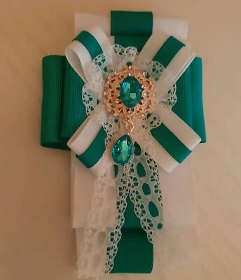 Brosche Anstecknadel Brooch aus Ripsband mit Strass verziert, Weiß/Türkis  - Bild 1 von 4