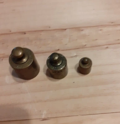 Ancien lot de poids en laiton pour balance Roberval - Photo 1/4
