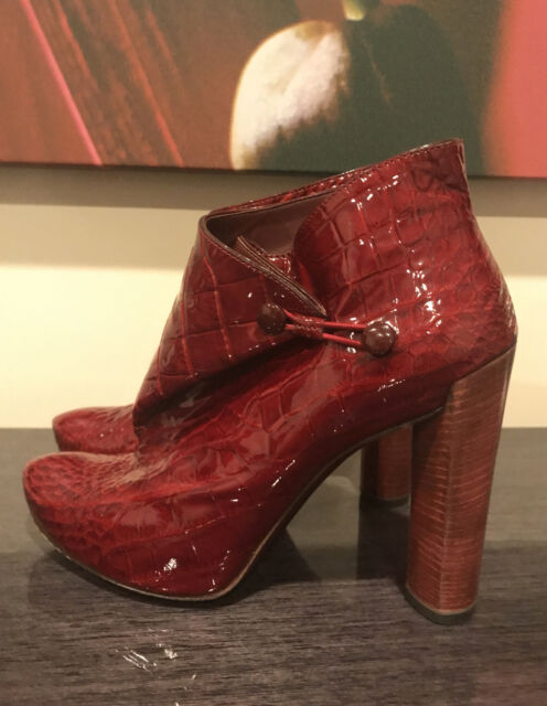 tacones louis vuitton rojos