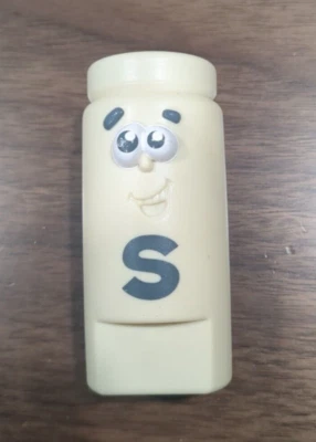 Preowned Playskool Magic Talkin' Kitchen Salt & Pepper Shaker from 2003 Foto 1 de 4