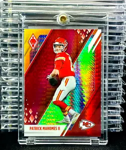 PATRICK MAHOMES - Panini Phoenix Fire Burst PRIZM Refractor SP MINT - SUPER BOWL - Picture 1 of 8