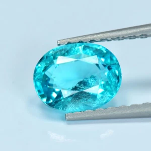0.75Ct Oval _ Lovely Lustrous 100% Natural Neon Blue Apatite - Picture 1 of 1