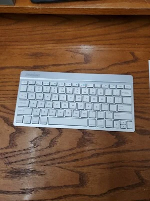 Perixx Periboard-804 Bluetooth Keyboard, KT-1063, Protable, Rechargeable - Image 1 of 3