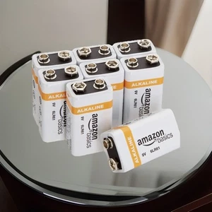 Amazon Basics 9 Volt Everyday Alkaline Batterie PACK OF 8 Count Amazon Basics - Picture 1 of 4