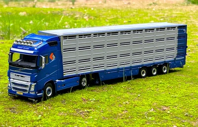 Remolque Volvo FH4 Globetrotter 4x2 stock vivo "Groot Zevert" modelos de camiones WSI Foto 1 de 4