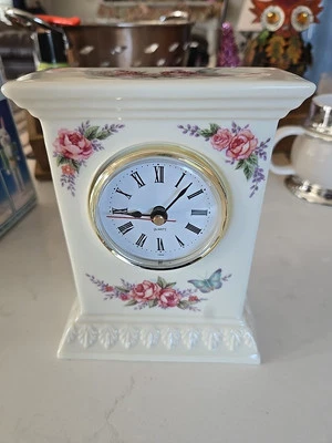Vintage Ceramic Tabletop Quartz Clock, White, Flowers & Butterfly, 6" - Image 1 of 4