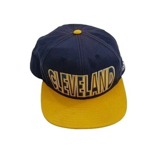 Adidas Cleveland Cavaliers Cappello Berretto Baseball Blu Giallo Uomo Taglia Unica - Foto 1 di 6