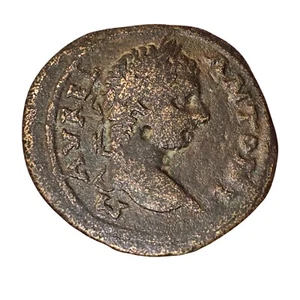 Moneda de Bronce del Imperio Romano Caracalla 198-217 dC Macedonia Stobi Victoria Antigua - Imagen 1 de 2