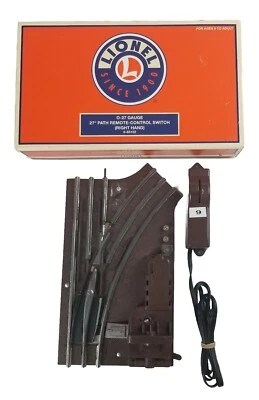 Lionel 0-27 GAUGE Train Track 27" PATH REMOTE-CONTROL SWITCH (R. HAND) 6-65122 - Image 1 of 4