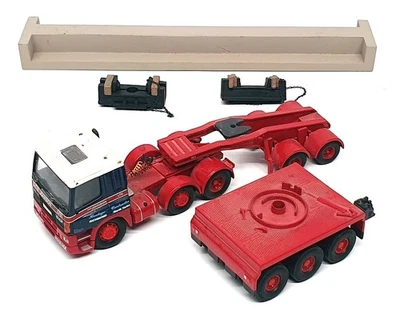 Corgi 1/50 Scale CC11802 - Leyland DAF 85 Tractor Tandem Axle Jeep & Beam Load - Image 1 of 4