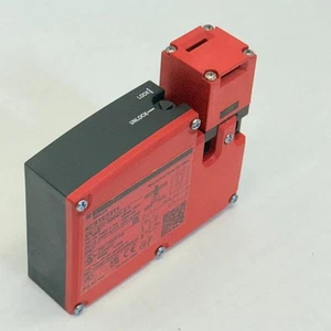 INTERRUPTOR LÍMITE SEGURIDAD TELEMECANIQUE XCSTE7311 082510 - Imagen 1 de 4