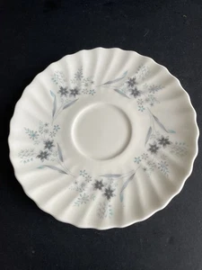 PLATILLO ROYAL DOULTON MILLEFLEUR H4953 EXCELENTE MÚLTIPLE DISPONIBLE - Imagen 1 de 4