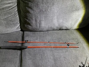 EUC Shakespeare Durango 2 pc 5’ Fishing Rod UL Action Model 01H19BK DSP 50 2UL - Picture 1 of 6