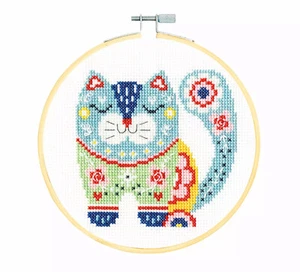 Counted Cross Stitch ~ DMC Stitch Kit Collection Floral Cat w/Hoop #BK1914 - Picture 1 of 4