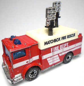 1991 MATCHBOX MACK AUXILLARY POWER RED & WHITE 1:84 DIECAST 3" FIRE RESCUE TRUCK