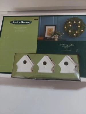 Cadena de luces LED de porcelana Smith & Hawken BIRDHOUSE Foto 1 de 4