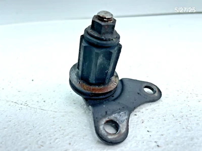 1984 84 Honda Nighthawk CB 700 S CB700SC engine motor mount bushing Foto 1 de 4