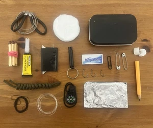 Survival Tin - Picture 1 of 3