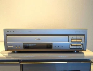 Pioneer LaserDisc Player CLD-R5 mit Fernbedienung JP - Bild 1 von 19