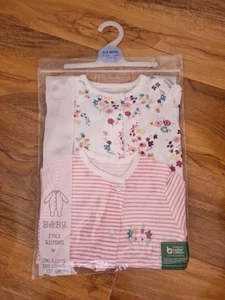 2x Brand New Newborn Girl Baby Grows 0-3 Months - Picture 1 of 2