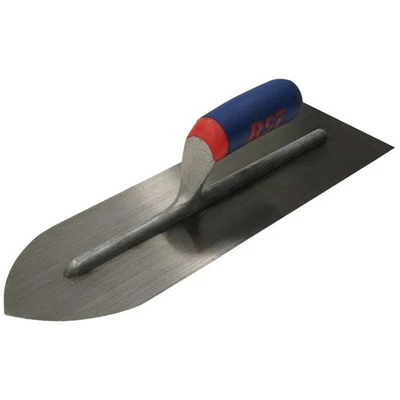 R.S.T. Flooring Trowel Soft Touch Handle 16 x 4.1/2in - Image 1 of 2