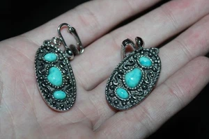 Orecchini a goccia vintage tono argento Sarah Coventry look turchese - Foto 1 di 4