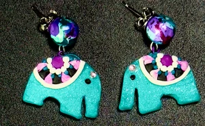 Elefant Ohrringe, Türkis. Polymer Clay und Perle. - Bild 1 von 2