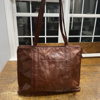 Bolso de Hombro LATICO NJ EE. UU. Cuero Marrón Cremallera Superior Forro Floral Suave Foto 1 de 4