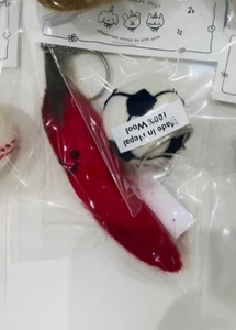Handmade Felt Red Pepper Keychain Cute Spicy Wool Plush Gift Bag Charm - Picture 1 of 2
