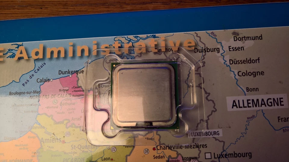 ✔ TESTED pentium 4 517 517J 2.93ghz sl8zy SOCKET 775 - Photo 1/1