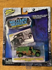 Johnny Lightning Military Muscle  Humvee Cargo Troop Carrier  2004 NEW - Picture 1 of 8