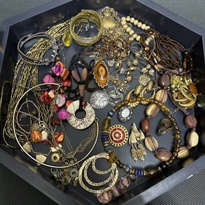 1,3 Pfund Pfund Beutel Schmuck Vintage Modern Lot Handwerk Trödel einige tragbar Mix In - Bild 1 von 2