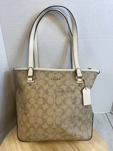 COACH City Tote Bag In Signature Canvas & Leather Light Khaki Chalk - Picture 1 of 14
