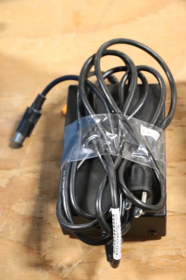 DSI 370-0102-001 DATA EXCHANGE MATRIX POWER SUPPLY   - Image 1 of 1