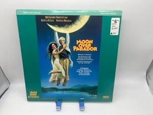 "Moon Over Parador" MCA Home Video Laserdisc LD - Richard Dreyfuss - Picture 1 of 3