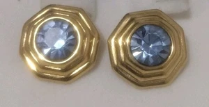 Beautiful Vtg Monet Faux Blue Topaz Gold Tone Earrings - Picture 1 of 5