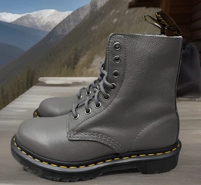 Dr. Martens 1460 Pascal Metálico Virginia Cuero Gris Gunmetal Mujeres Talla 5 NUEVO Foto 1 de 4