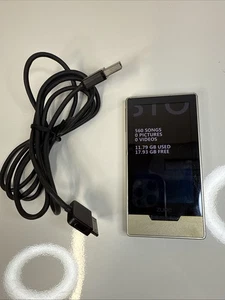 Microsoft Zune HD 1402 32GB Silver Platinum Works Tested MP3 Player Cable Bundle - Picture 1 of 13
