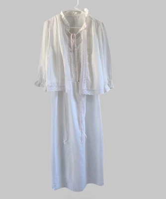 De colección Gilead Off White Crema Sedoso 2 Piezas Vestido de Noche Chaqueta Peignoir M L Nuevo con Etiquetas Foto 1 de 4