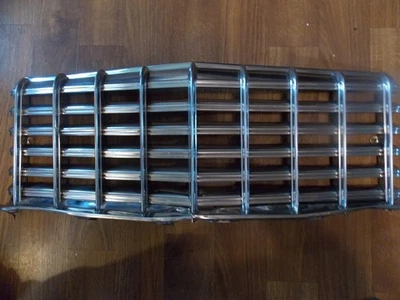 Grelha de carro Dodge Sedan-Coupe 1948 fabricante de equipamento original - Imagem 1 de 4