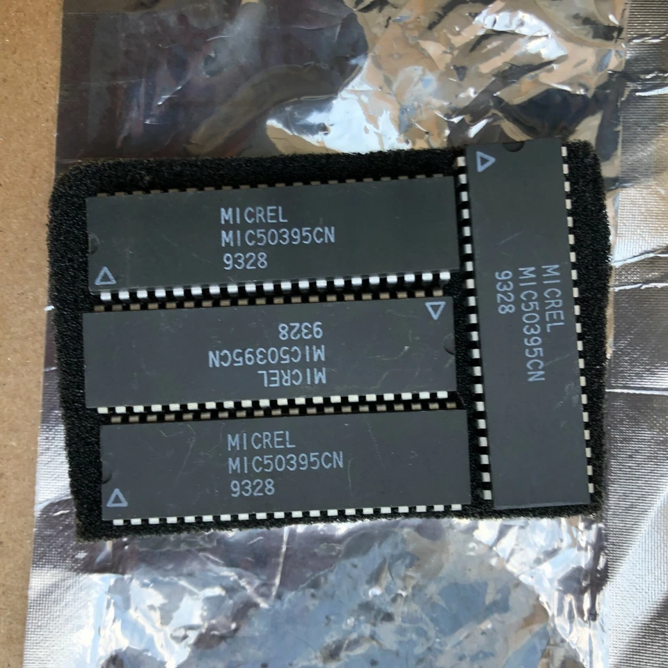 Contador/decodificador de pantalla MIC50395CN de seis décadas Foto 1 de 1