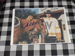 Foto firmada por Zach Whitecloud 8x10 Vegas Golden Knights Stanley Cup Champions #3 - Imagen 1 de 1