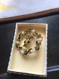Gold Plated Enamel Pearl And Crystal Brooch in box - Picture 1 of 3