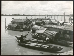 18x24 VIETNAM Indochine, Le Mekong, population flottante, Vintage print c.1960 - Bild 1 von 1